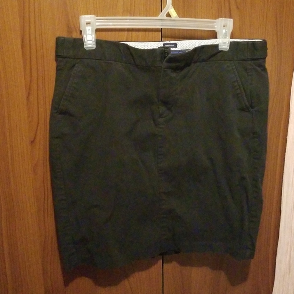 Gap skirts with pockets